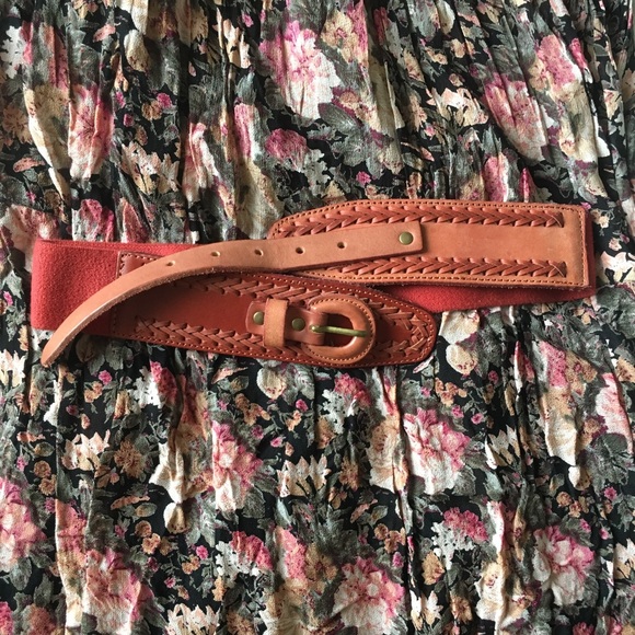 Linea Pelle leather stretch belt brand new - Picture 3 of 7